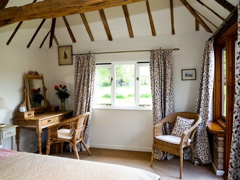 Wilderness 3 Self Contained Nr Sissinghurst Bed & Breakfast 4*